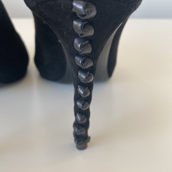 Alexander McQueen suede peep-toe heels with braided leather detail on heel 36/6 - Picture 7 of 16